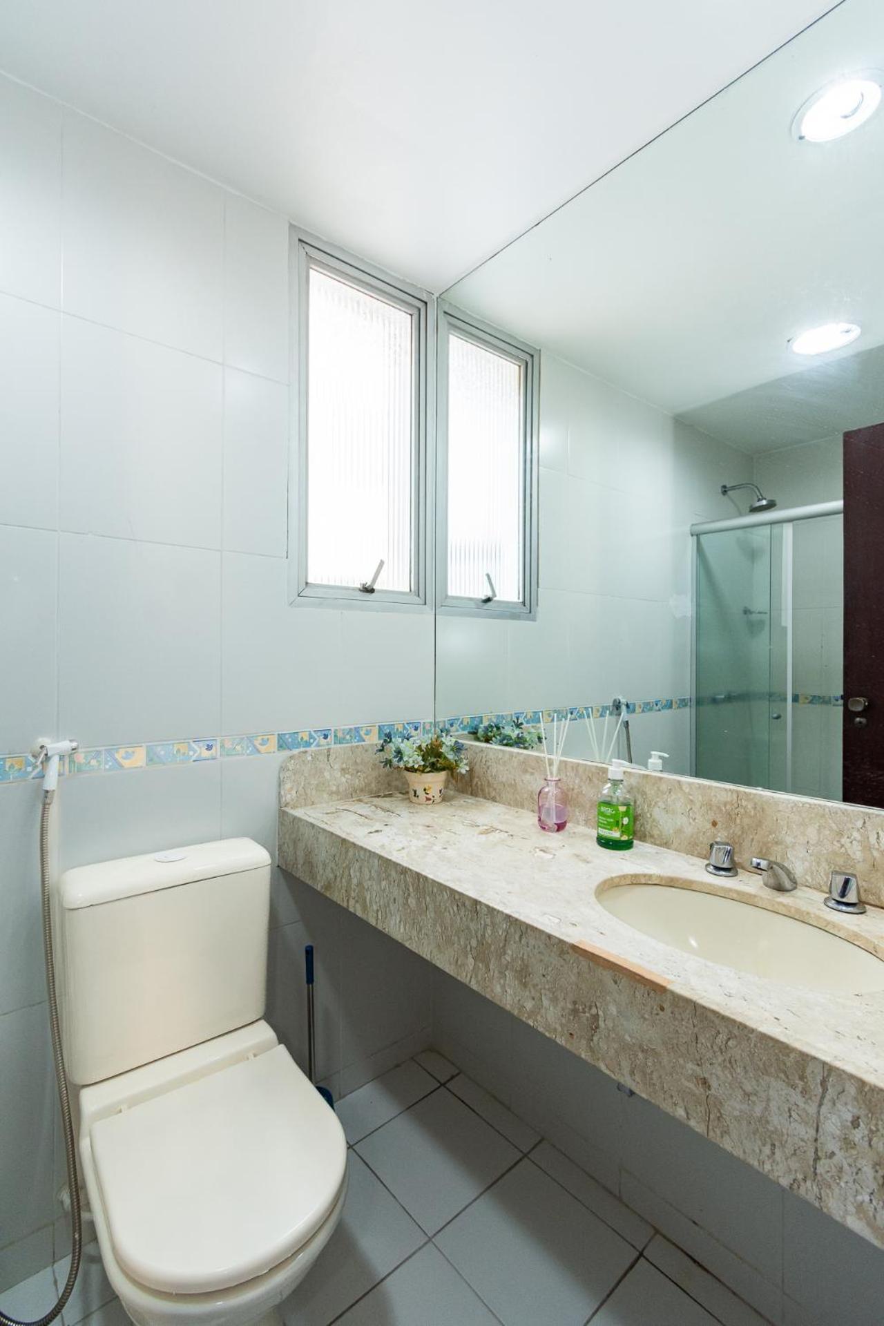 Apartamento Flat Posto 6 Com Piscina - Copacabana *