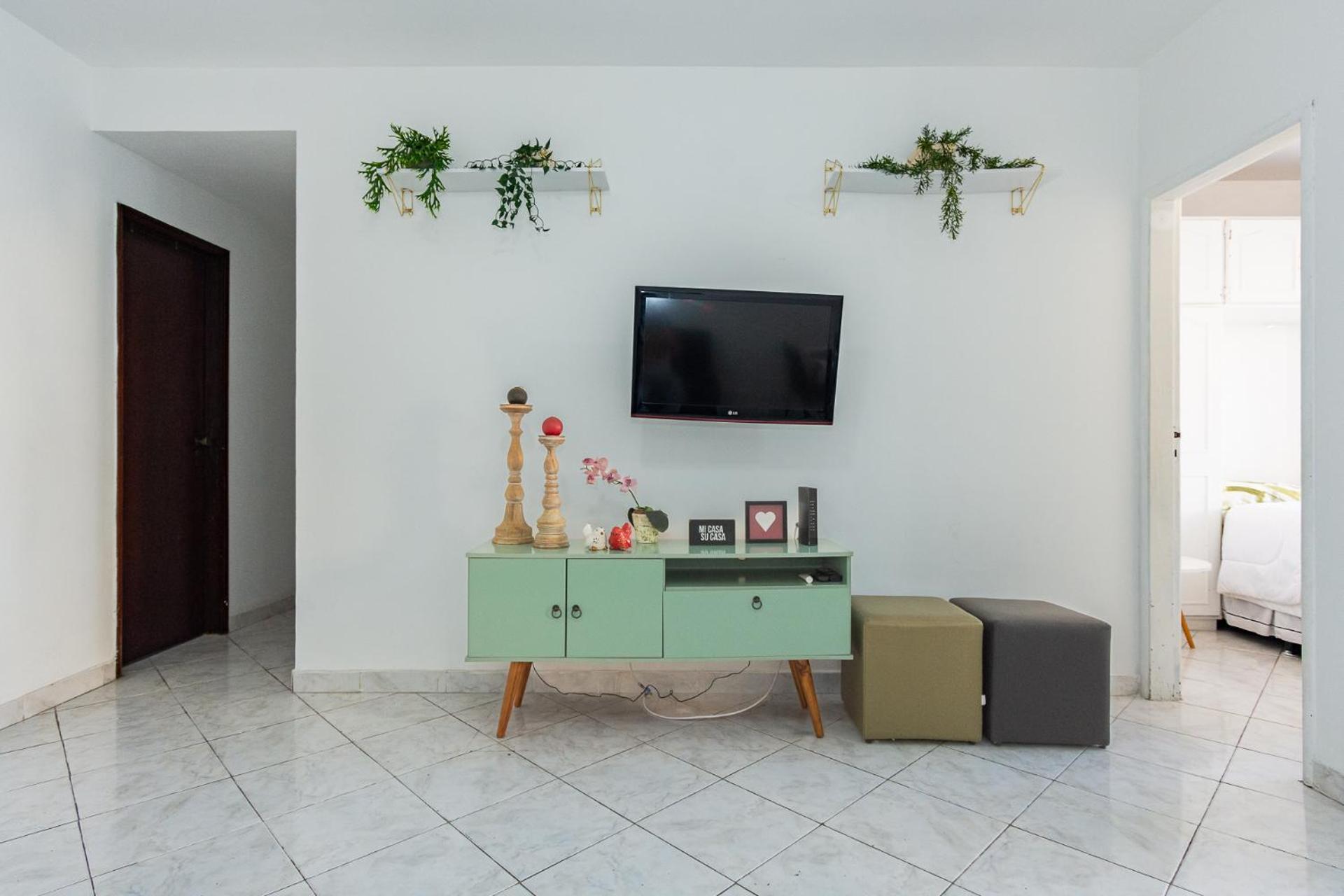 Apartamento Flat Posto 6 Com Piscina - Copacabana