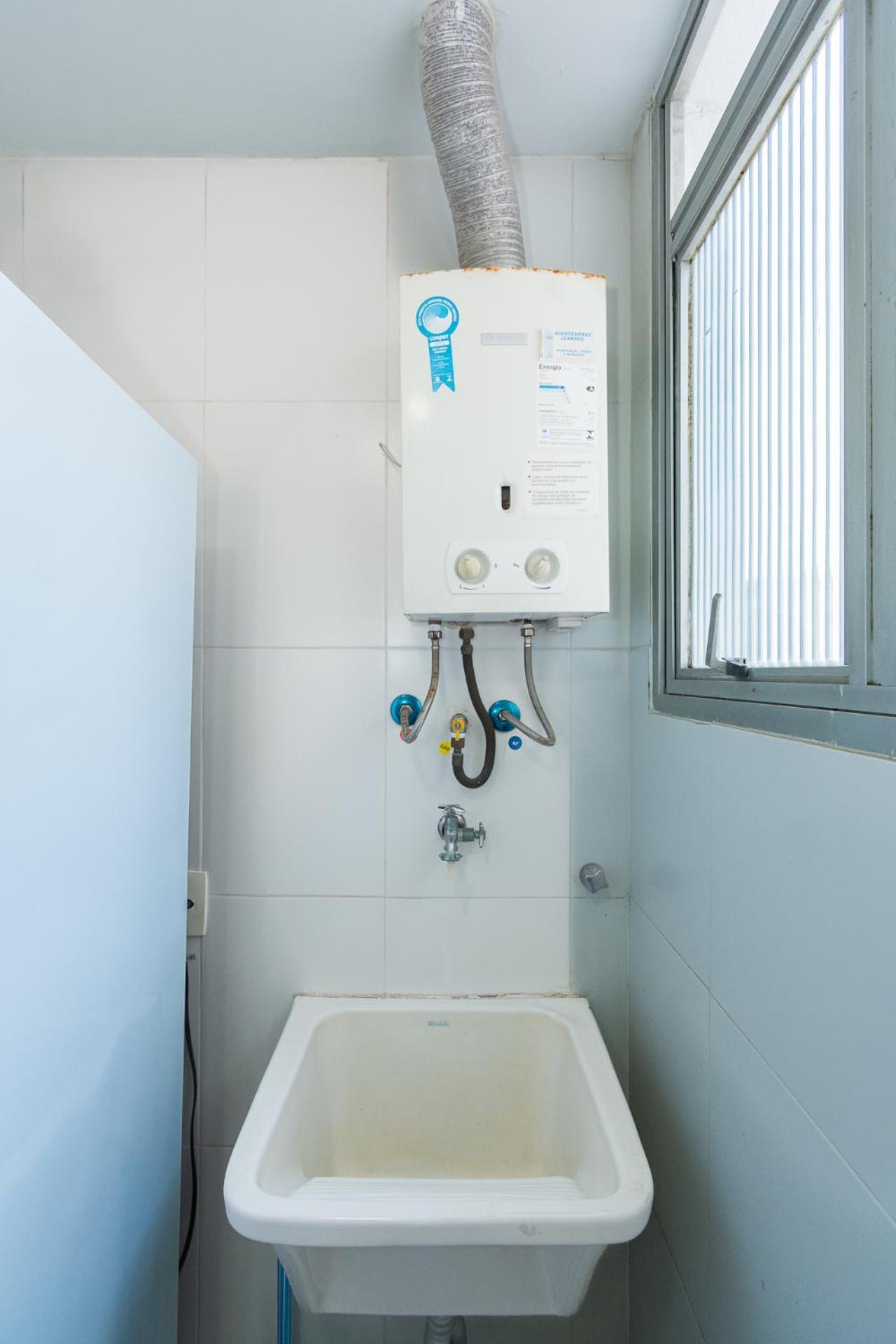 Apartamento Flat Posto 6 Com Piscina - Copacabana *