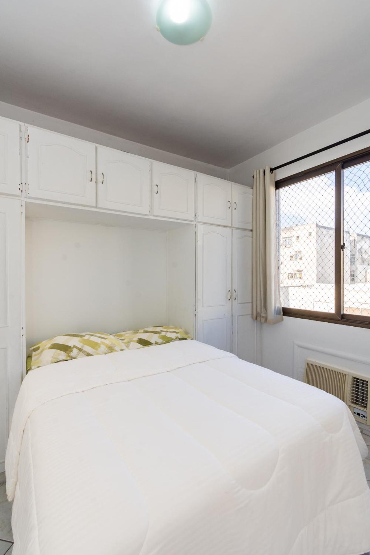 Apartamento Flat Posto 6 Com Piscina - Copacabana