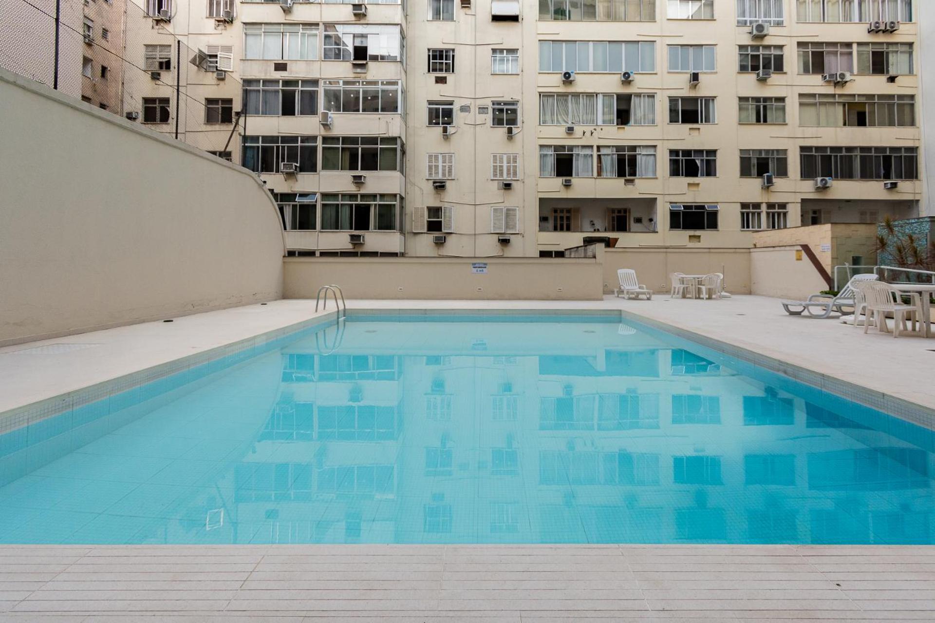 Apartamento Flat Posto 6 Com Piscina - Copacabana
